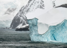 Elephant Island, gateway to Antarctica